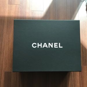 Chanel magnetic box with tissue paper and sticker